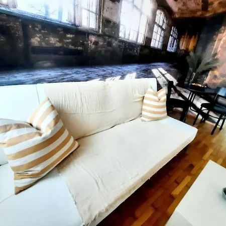 Apartament One Bedroom By The Park Old Town Belle Vue *