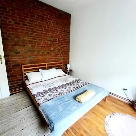 One Bedroom By The Park Old Town Belle Vue