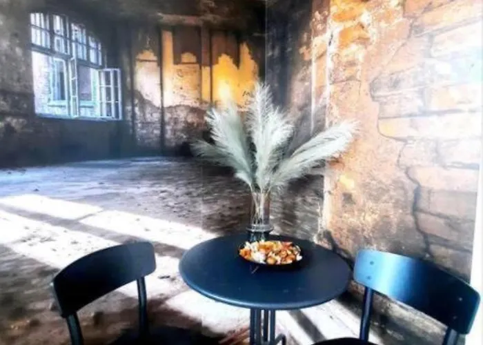 One Bedroom By The Park Old Town Belle Vue *