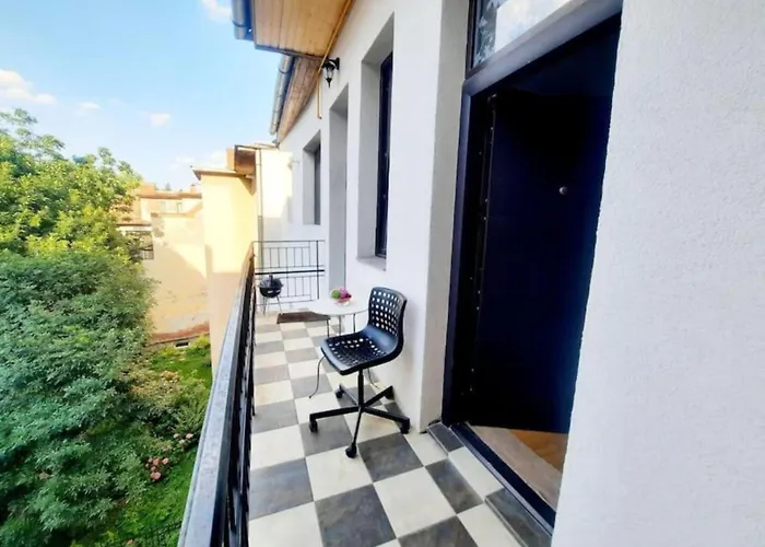 One Bedroom By The Park Old Town Belle Vue