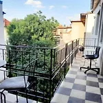 One Bedroom By The Park Old Town Belle Vue Apartment